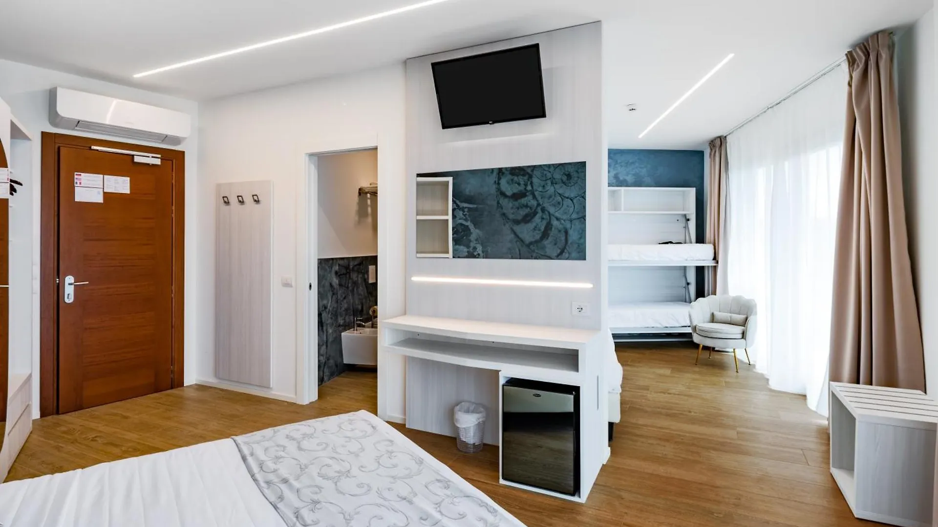 Hotel Franz Bibione 3*,  Italie